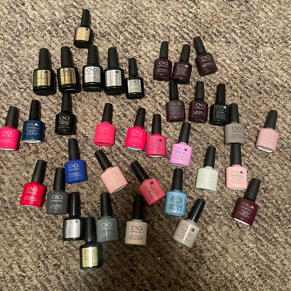 CND Shellac